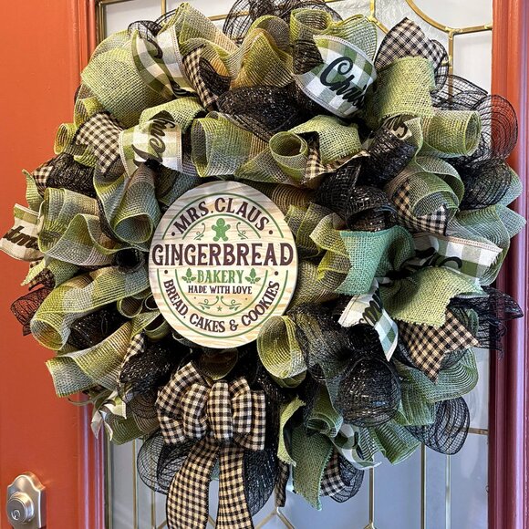 Gingerbread Bakery Deco Mesh Christmas Wreath - 24 inch - Picture 4 of 4